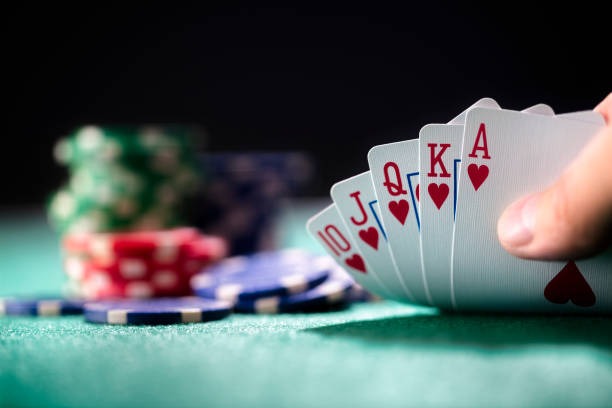 Mobile interface showing roulette wheel