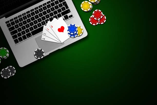 Live Dealer Action Live dealer dealing cards at Infinite Blackjack table